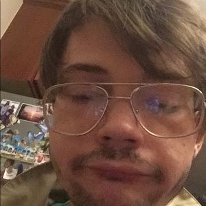 Meet your Posher, Mitchell